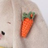Зайка Ми в желтом сарафане с морковой